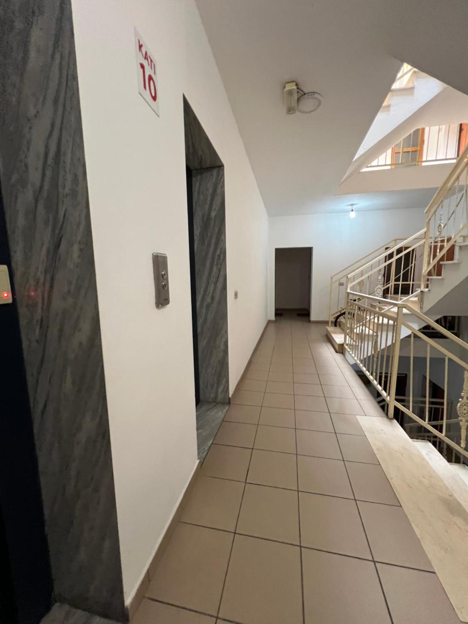 Center View Luxury Apartment Tirana Extérieur photo