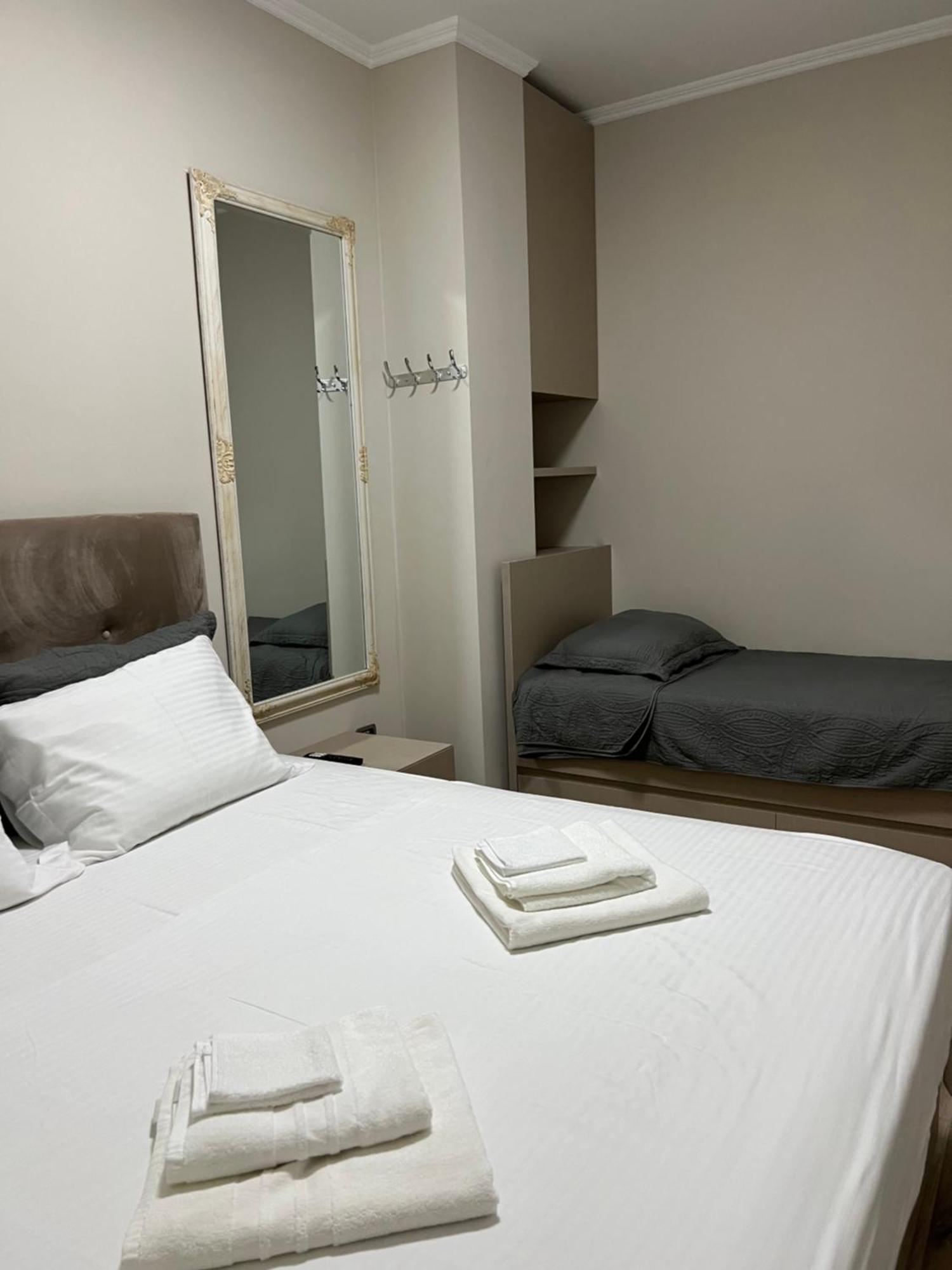 Center View Luxury Apartment Tirana Extérieur photo