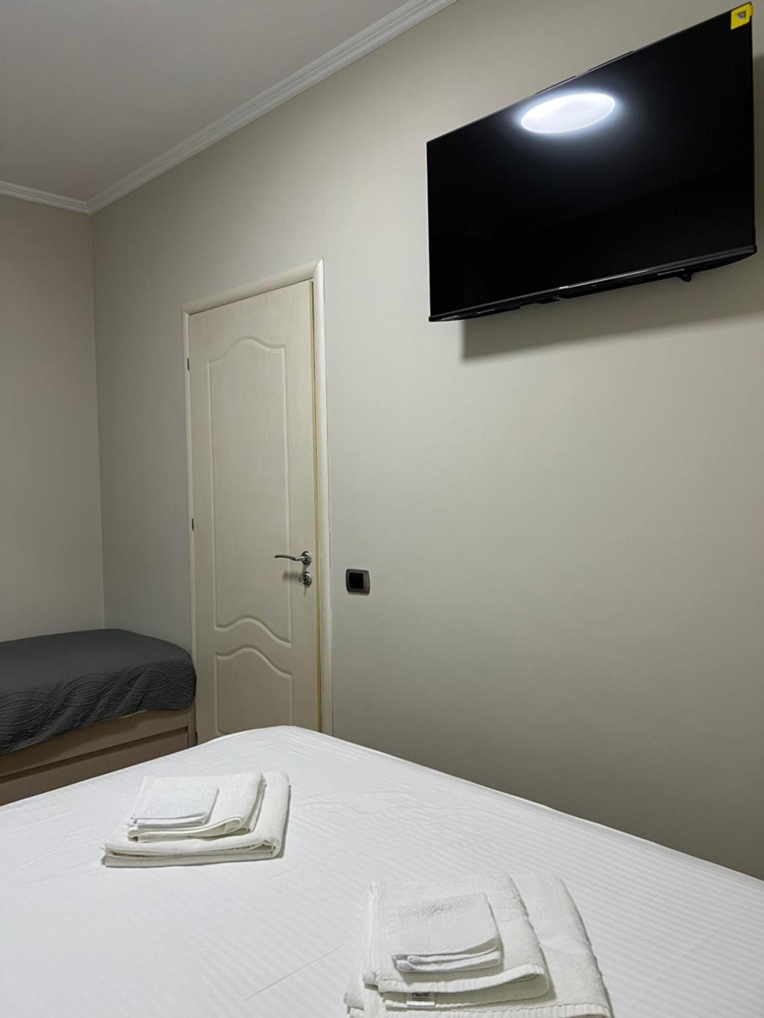Center View Luxury Apartment Tirana Extérieur photo
