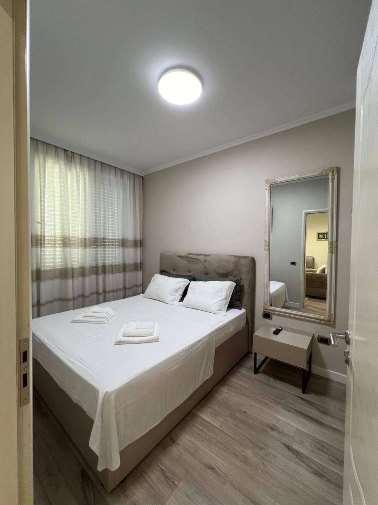 Center View Luxury Apartment Tirana Extérieur photo